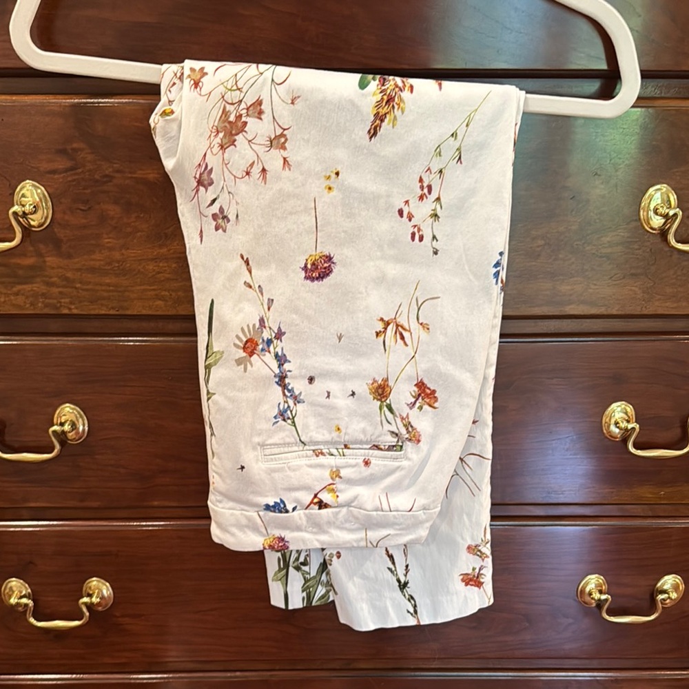 Peck and Peck Floral Women's cropped pants